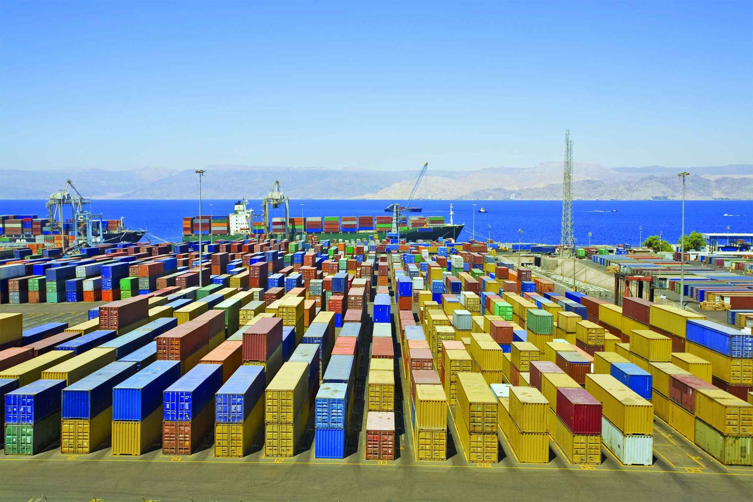https://cargolviv.com/wp-content/uploads/2015/09/Harbor-warehouse.jpg
